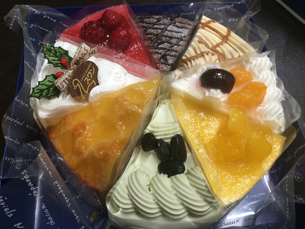 今年もスワンのクリスマス ケーキ かとう 結い日和 鎌倉投信